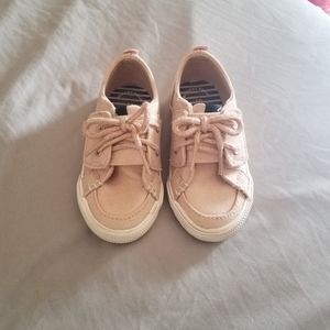 Toddler sperrys